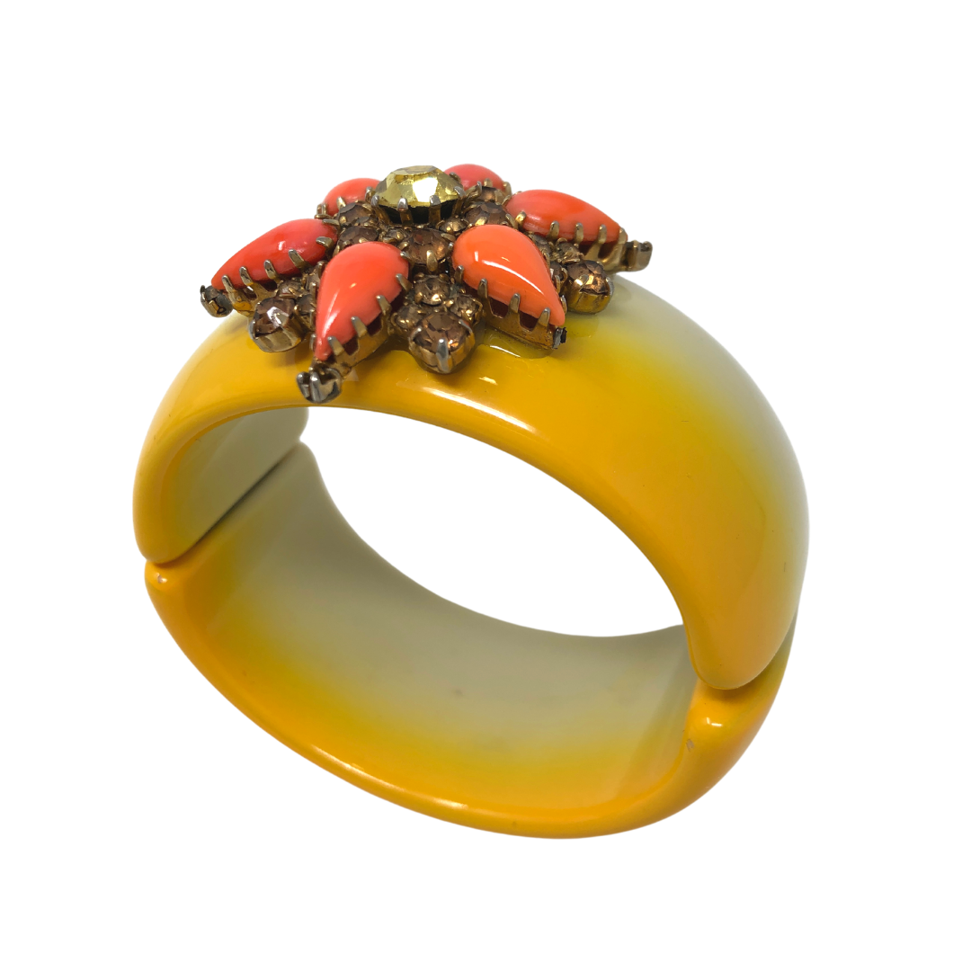 ITEM No. 70 - Ashley Sparks Collection